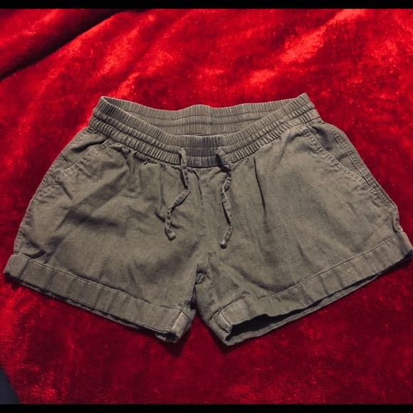 Cute Army Green Shorts! - Picture 1 of 1